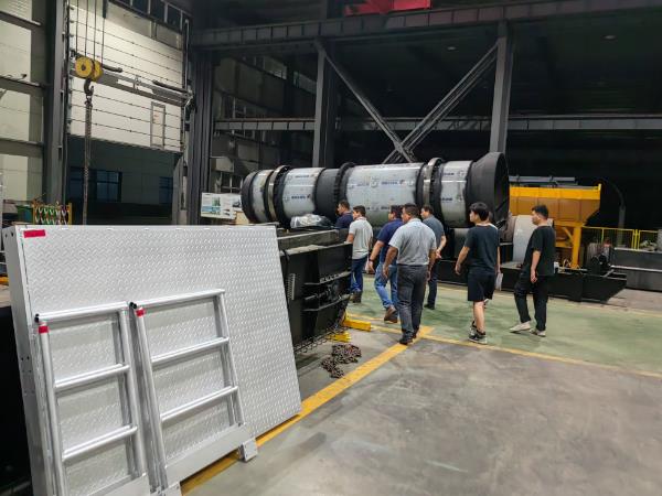 Ecuadorian customers for mobile asphalt plant_1